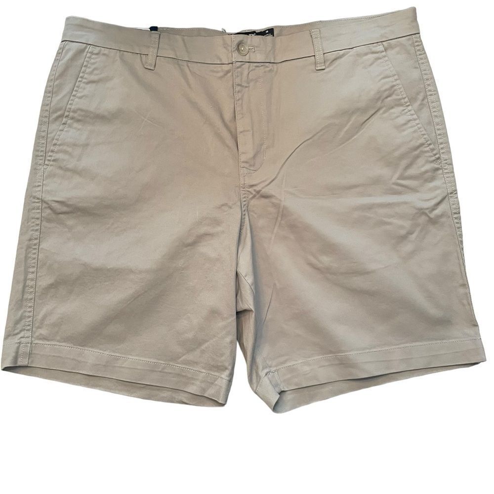 CHAPS MENS STRETCH SHORTS, GREY, Sz‎ 38